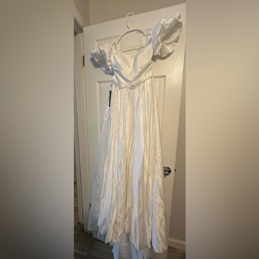 Ever Pretty Ivory Satin wedding dress